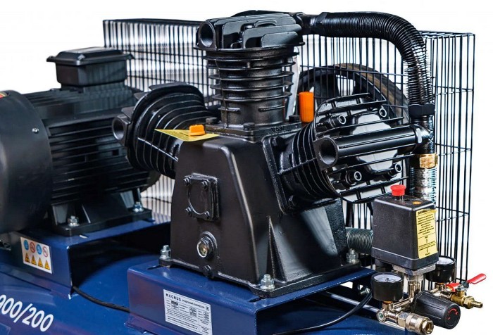 Поршневой компрессор KW-900/200